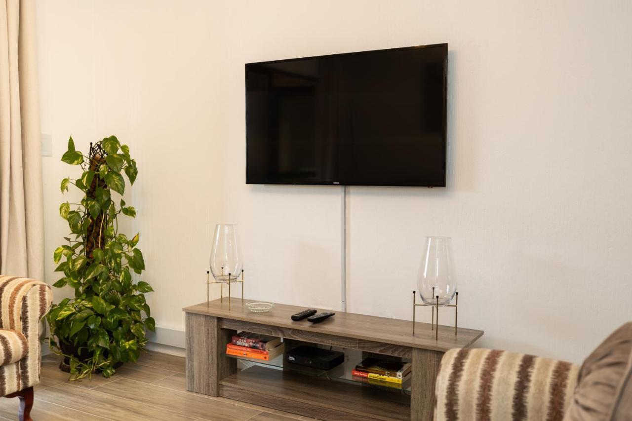 67 The Shades - Luxury Apartment In Umhlanga - Airconditioning Throughout And Inverter Durban Exterior photo